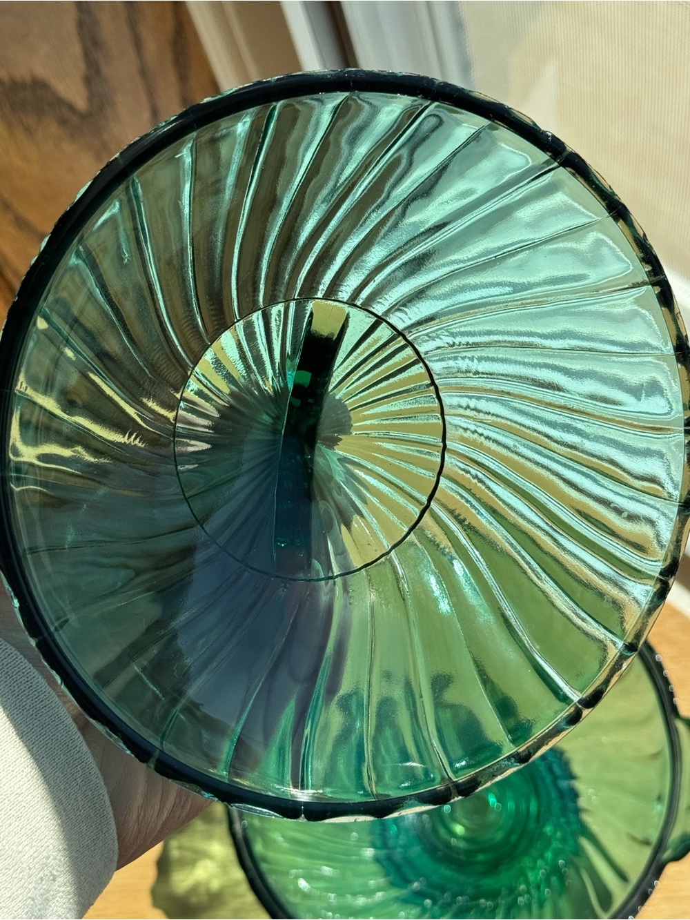 VINTAGE JEANNETTE Glass “Swirl” Candy Dish in Ultramarine - Picture 3 of 7